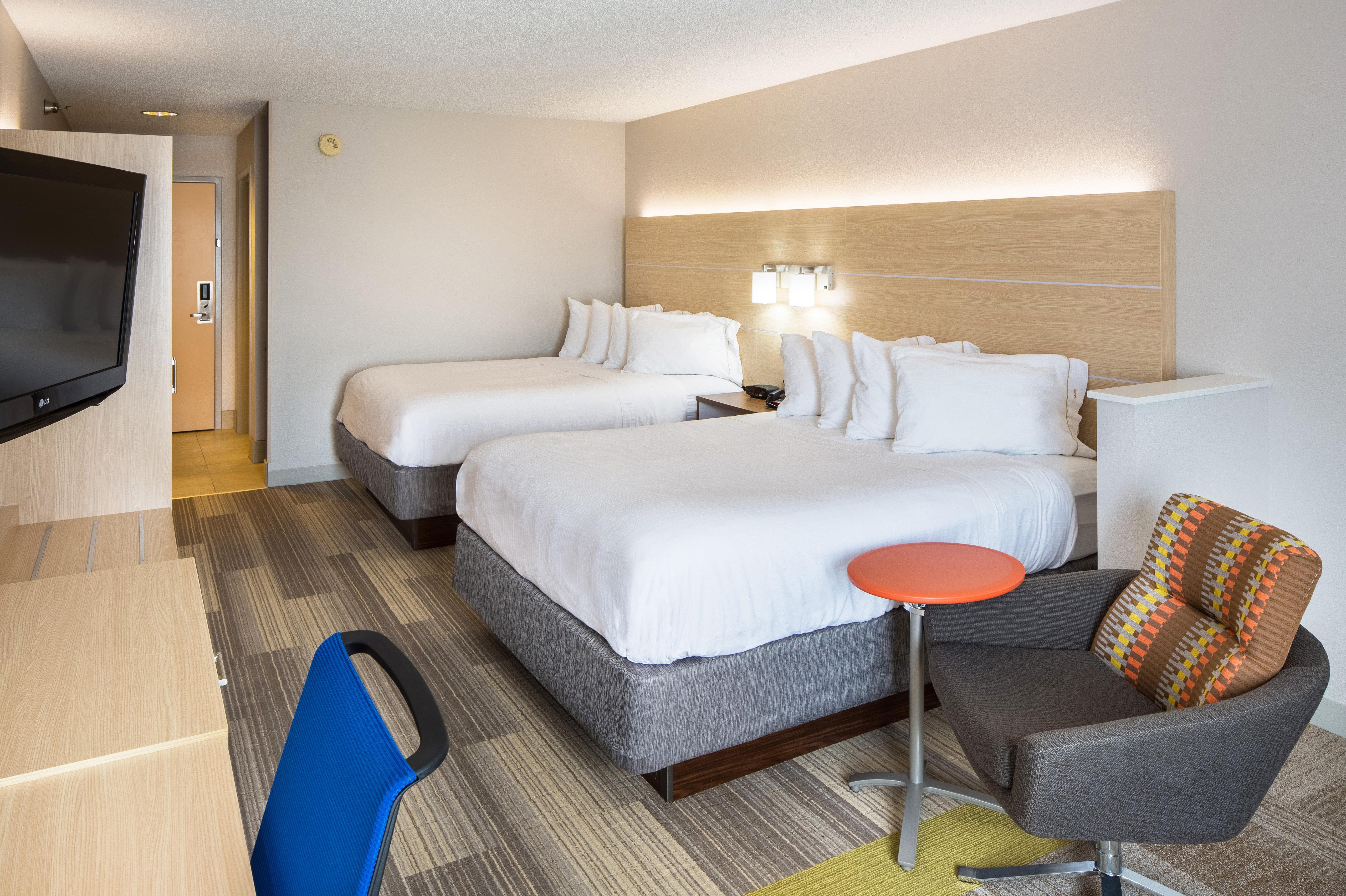 Holiday Inn Express Cedar Rapids - Collins Road By Ihg Екстер'єр фото