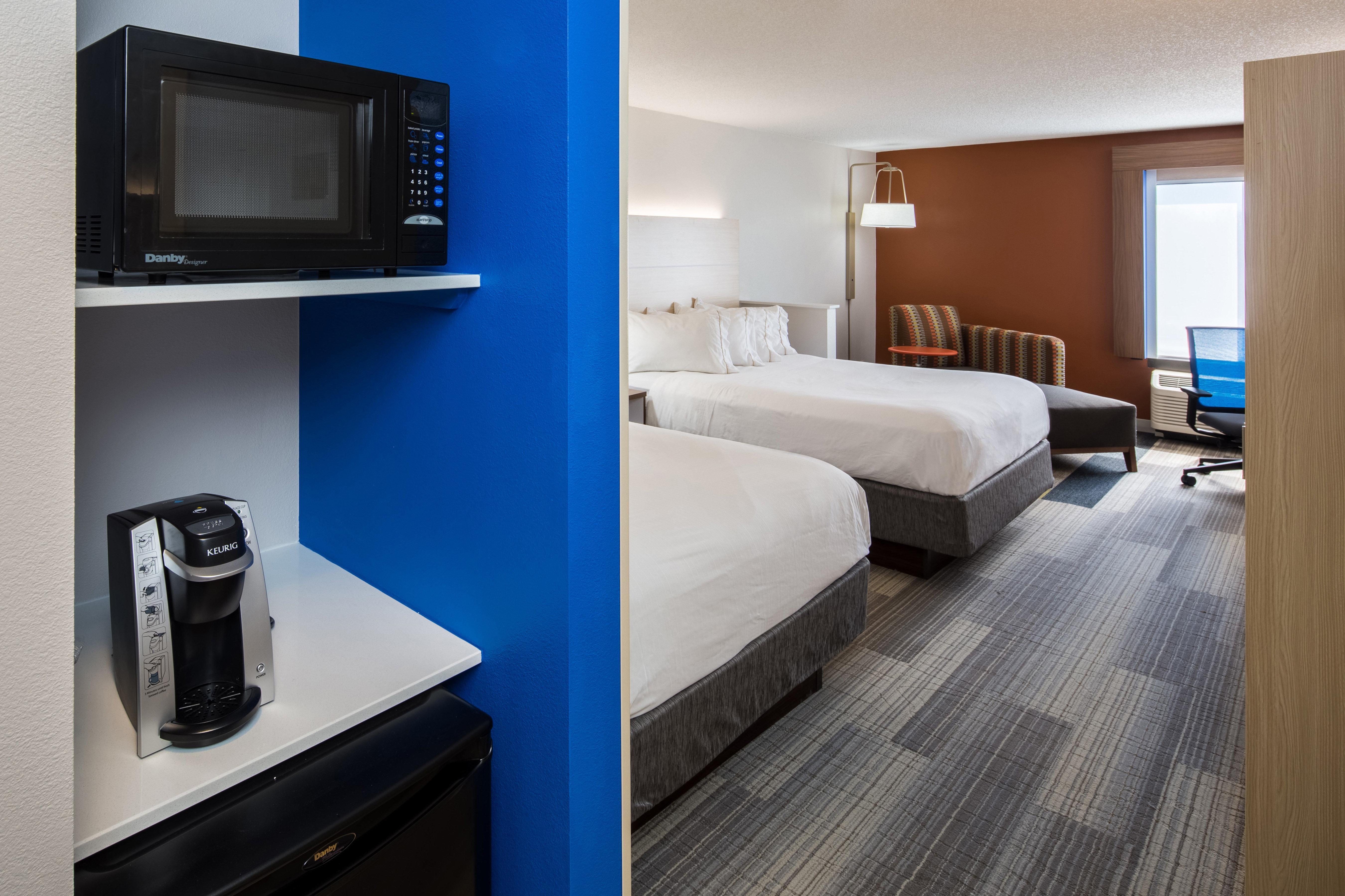 Holiday Inn Express Cedar Rapids - Collins Road By Ihg Екстер'єр фото