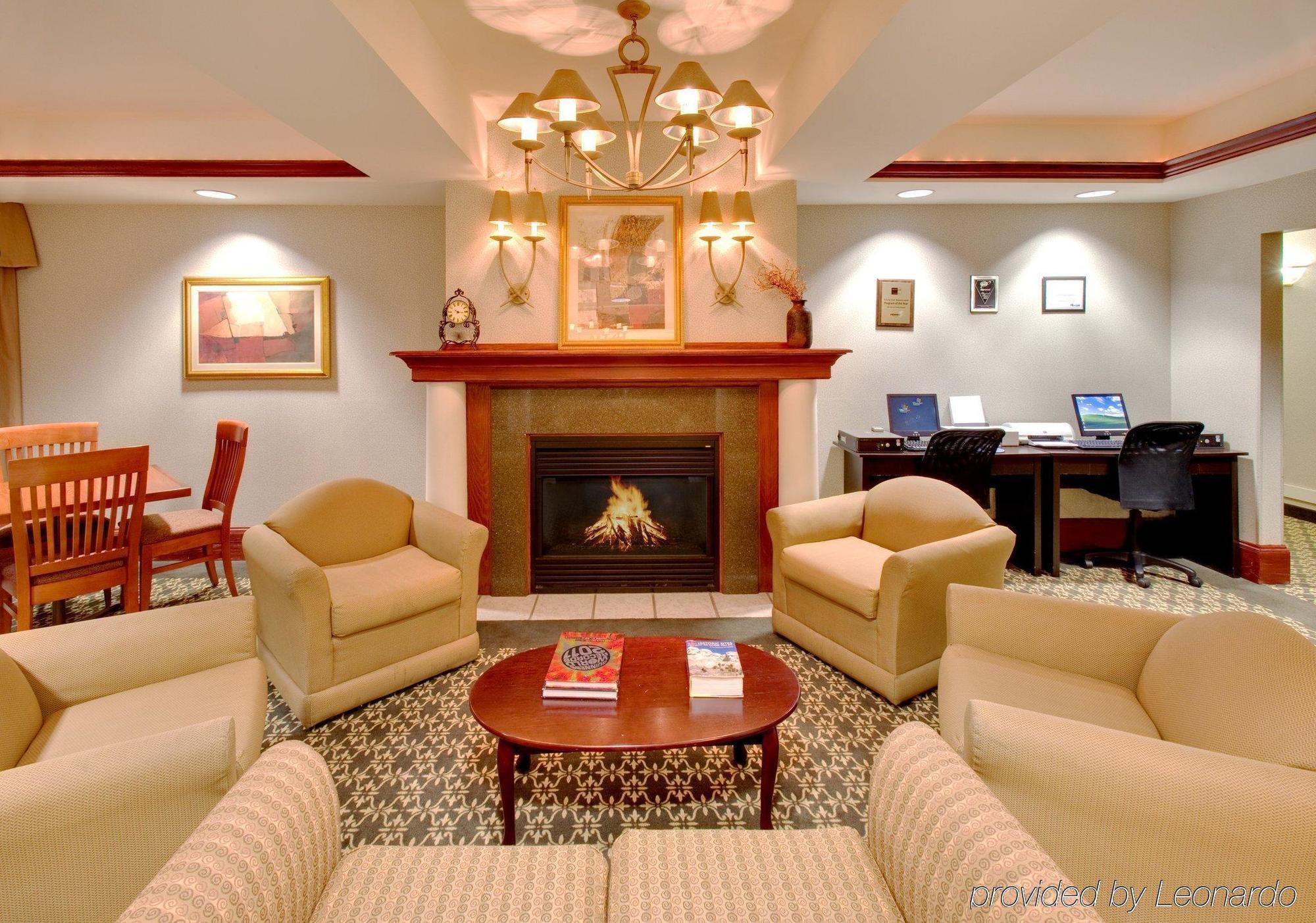 Holiday Inn Express Cedar Rapids - Collins Road By Ihg Номер фото