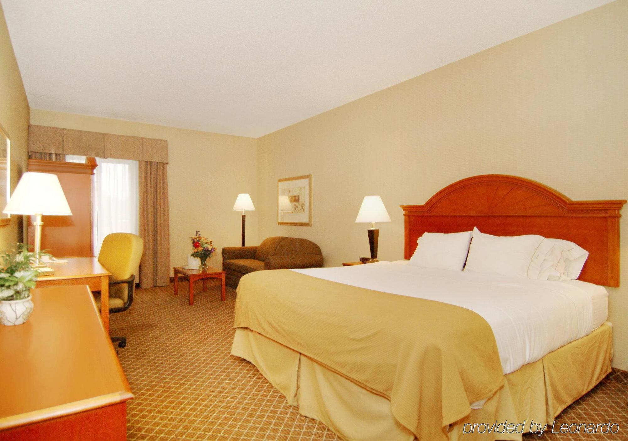 Holiday Inn Express Cedar Rapids - Collins Road By Ihg Екстер'єр фото